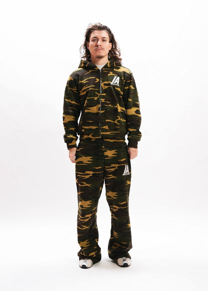 CAMO CORE SWEATS